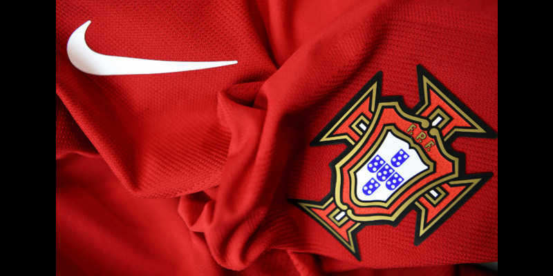 Logo đội tuyển Bồ Đào Nha mang nhiều ý nghĩa đặc biệt trong số logo các đội bóng Euro 2016